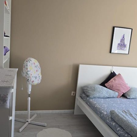 Quarto Familiar Com Cama De Casal Apenas Para Casais E Raparigas Nenhum Homem Individual Braga Exteriér fotografie