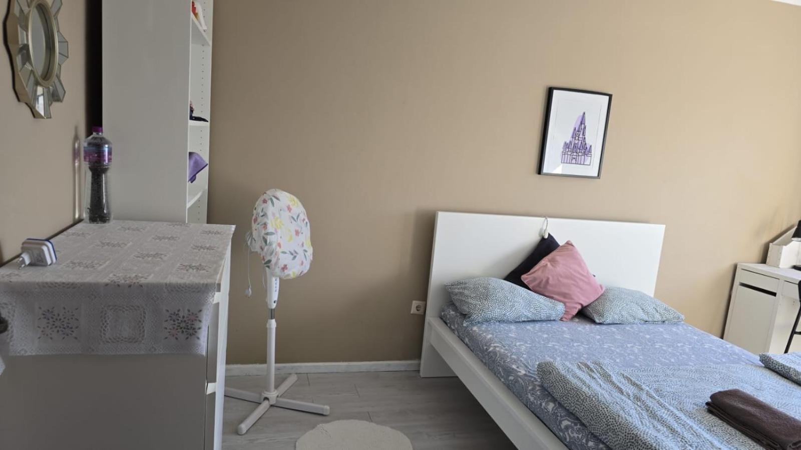 Quarto Familiar Com Cama De Casal Apenas Para Casais E Raparigas Nenhum Homem Individual Braga Exteriér fotografie